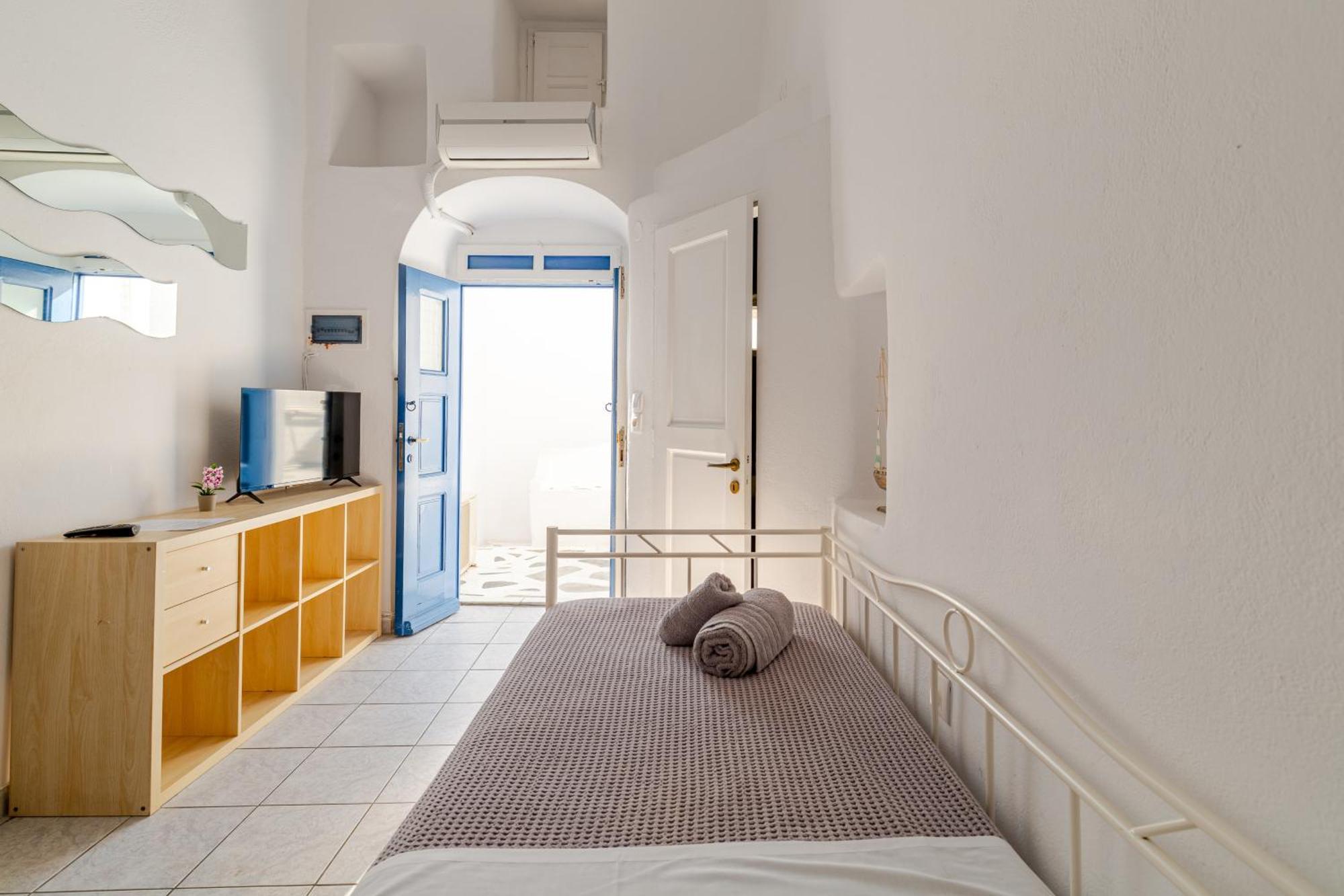 Elenitas Town House With Veranda And Sea View Mykonos Town Exteriör bild